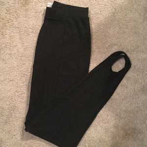 NEW~Black Activewear/Leggings/Yoga**REDUCED**